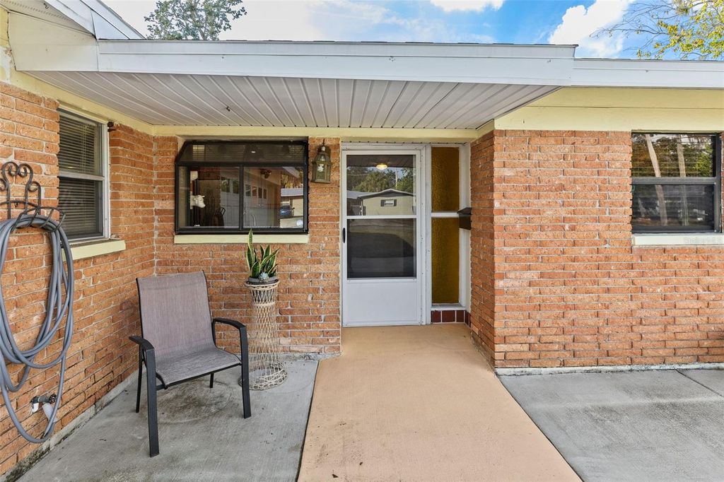 Photo of 1233 Lorie Circle, Brandon, FL 33510 (MLS # TB8451664)