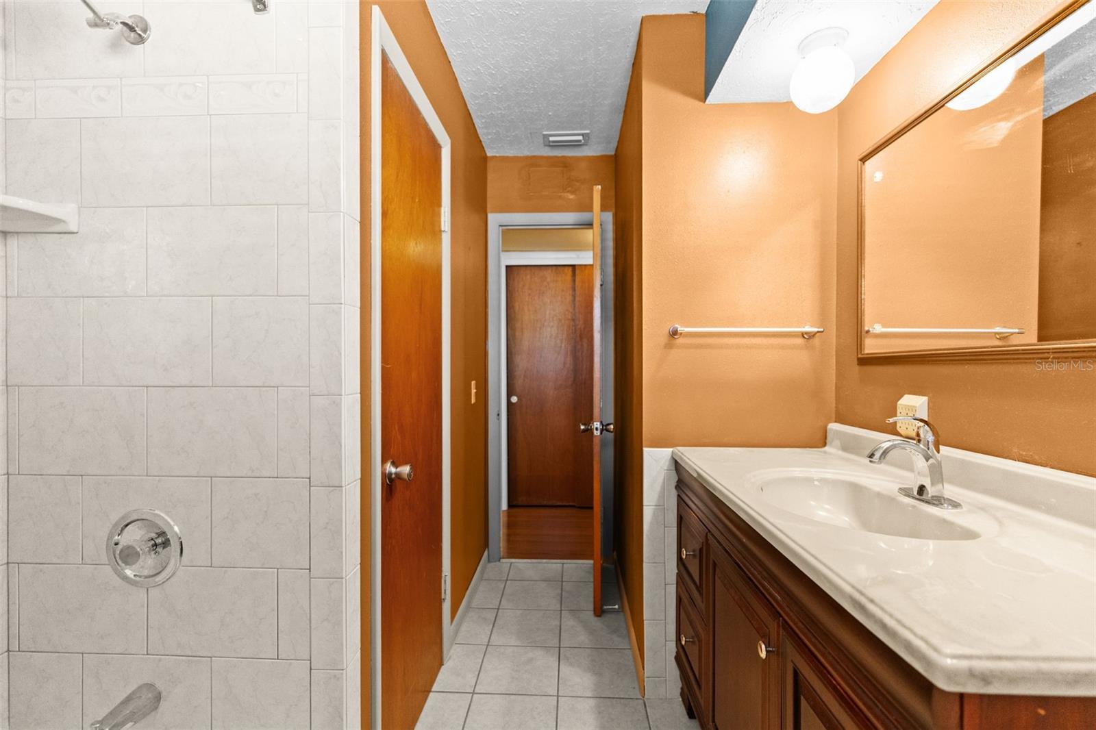 BRANDON PARK - Residential