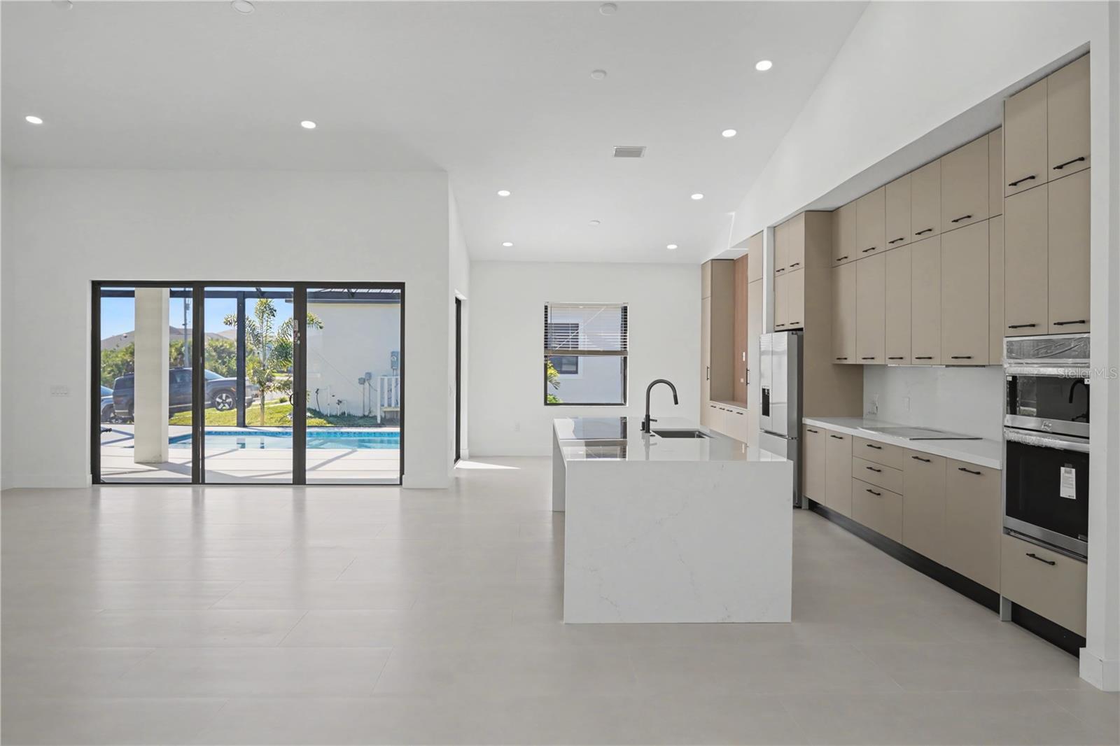 14687 LILLIAN CIRCLE