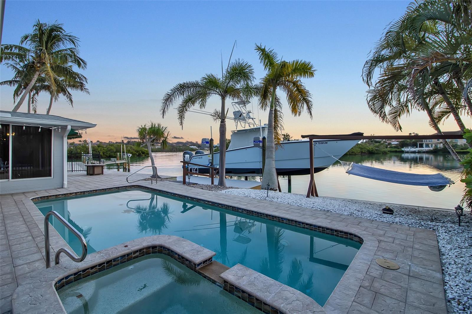 CASEY KEY - Residential