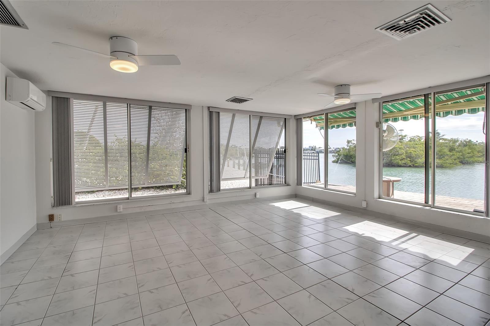 CASEY KEY - Residential