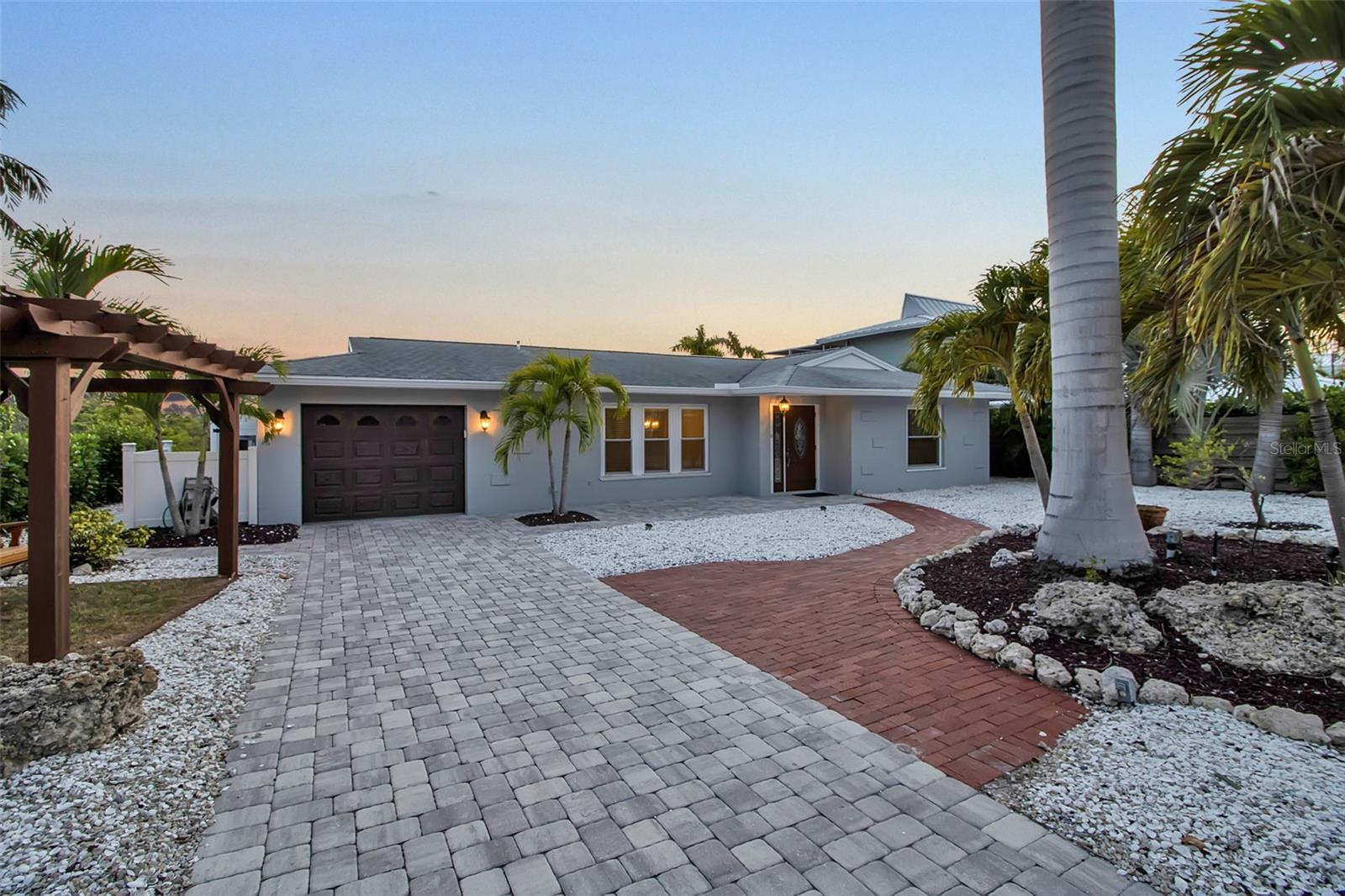 CASEY KEY - Residential