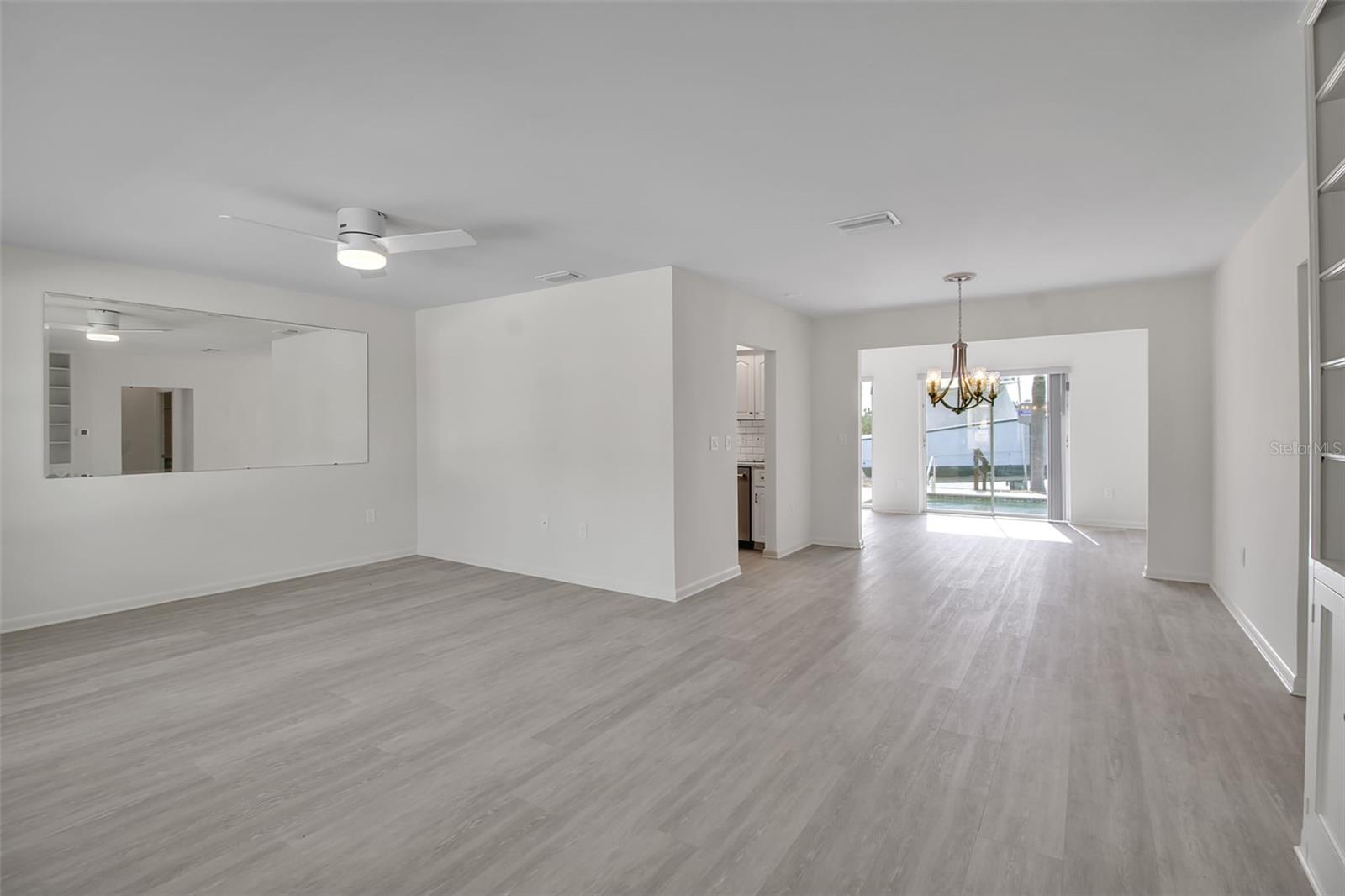 CASEY KEY - Residential