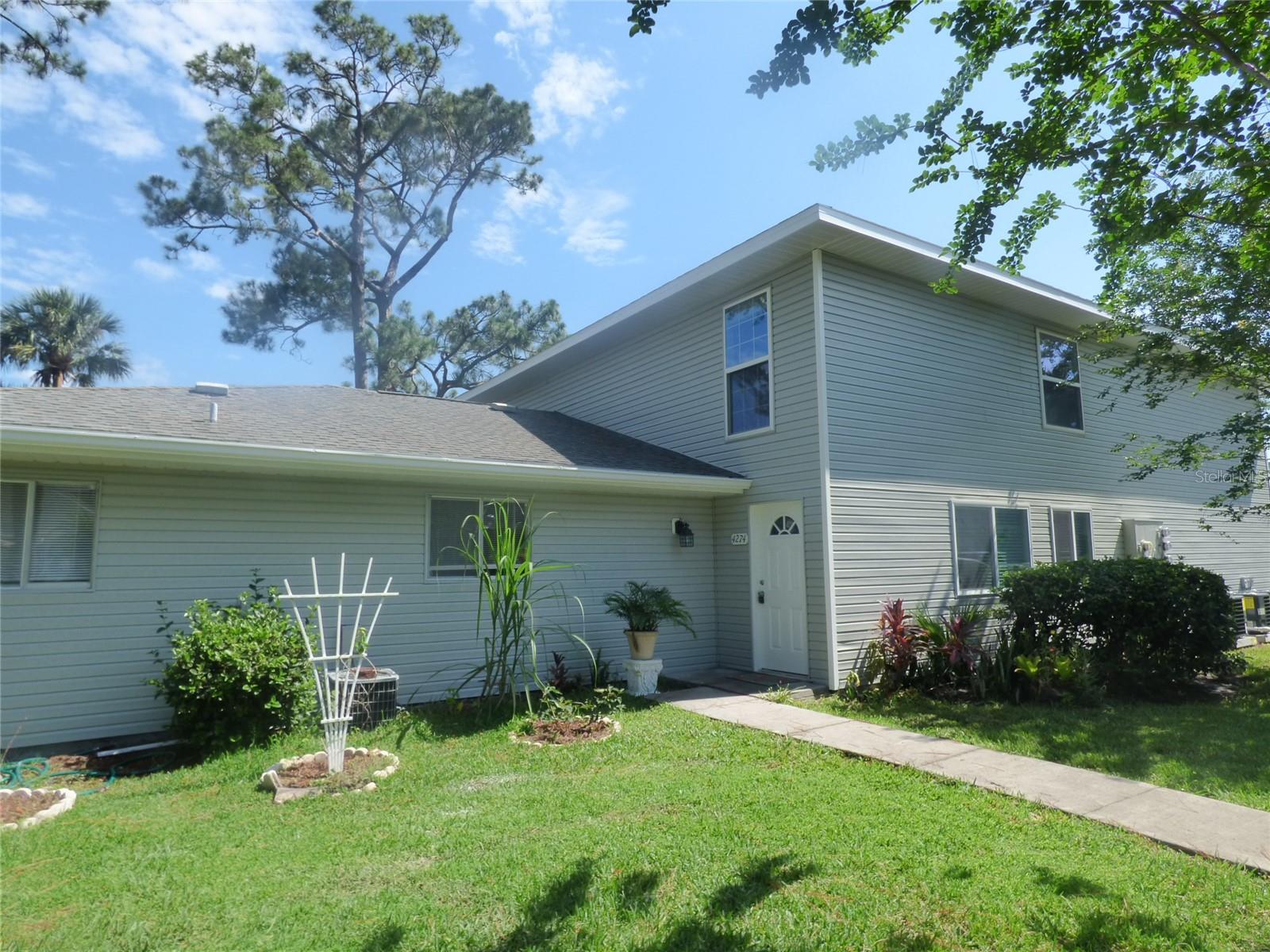To schedule a showing or submit an application, please visit our company website and click on “Available Homes”. This is an updated 2 bedroom, 1.5 bathroom two-story townhome in the Pine Shadows community of Metrowest, located just off Kirkman Road and convenient to local schools, shops, restaurants, Millenia Mall, Universal Studios, and I-4 and the 408. This home features ceramic tile and wood laminate flooring, a spacious living room, dining area, kitchen with granite counter-tops, downstairs half bathroom, primary bedroom with walk-in closet, washer/dryer hookups, and 1 car garage space in a shared garage set-up with additional storage areas. The Pine Shadows community features a community pool, sports courts, and a serene pond view. Small pets may be considered.
We are here to make your time in the home as enjoyable and convenient as possible. We offer a safe and secure online portal where you can submit maintenance requests and pay online with multiple payment options, 24/7 emergency maintenance response team, and well-maintained homes. Please note the listed amenities may not be accurate.