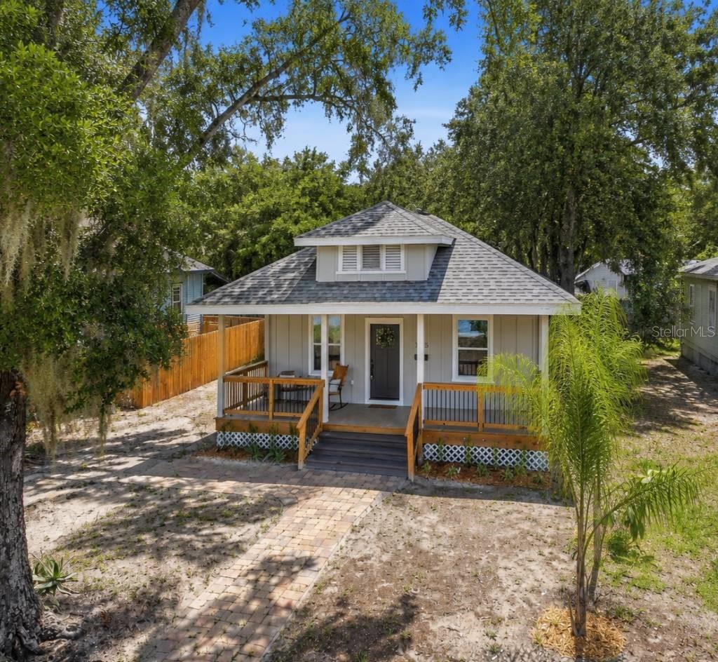 Photo of 3705 N Highland Avenue, Tampa, FL 33603 (MLS # TB8531843)