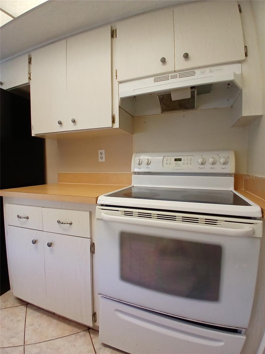 VERDES GARDENS - Residential Lease