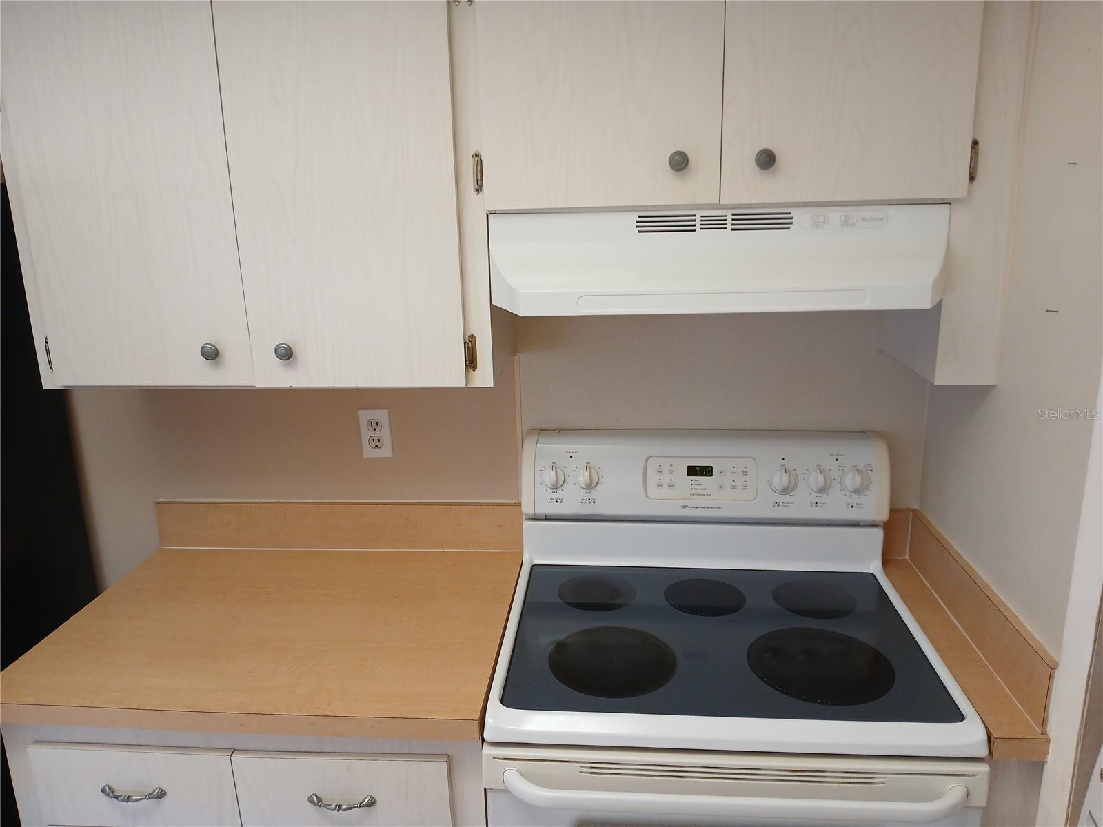 VERDES GARDENS - Residential Lease