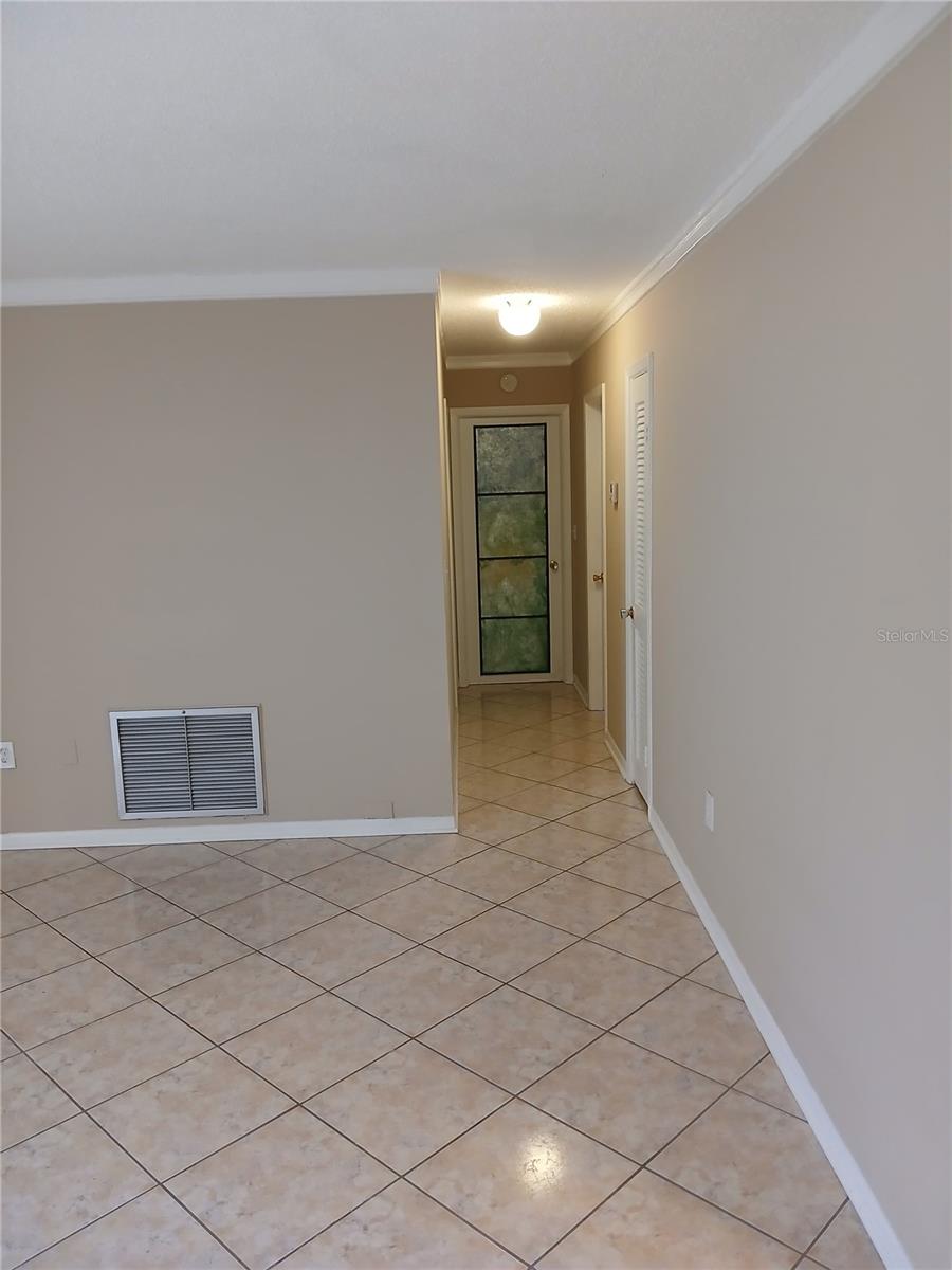 VERDES GARDENS - Residential Lease