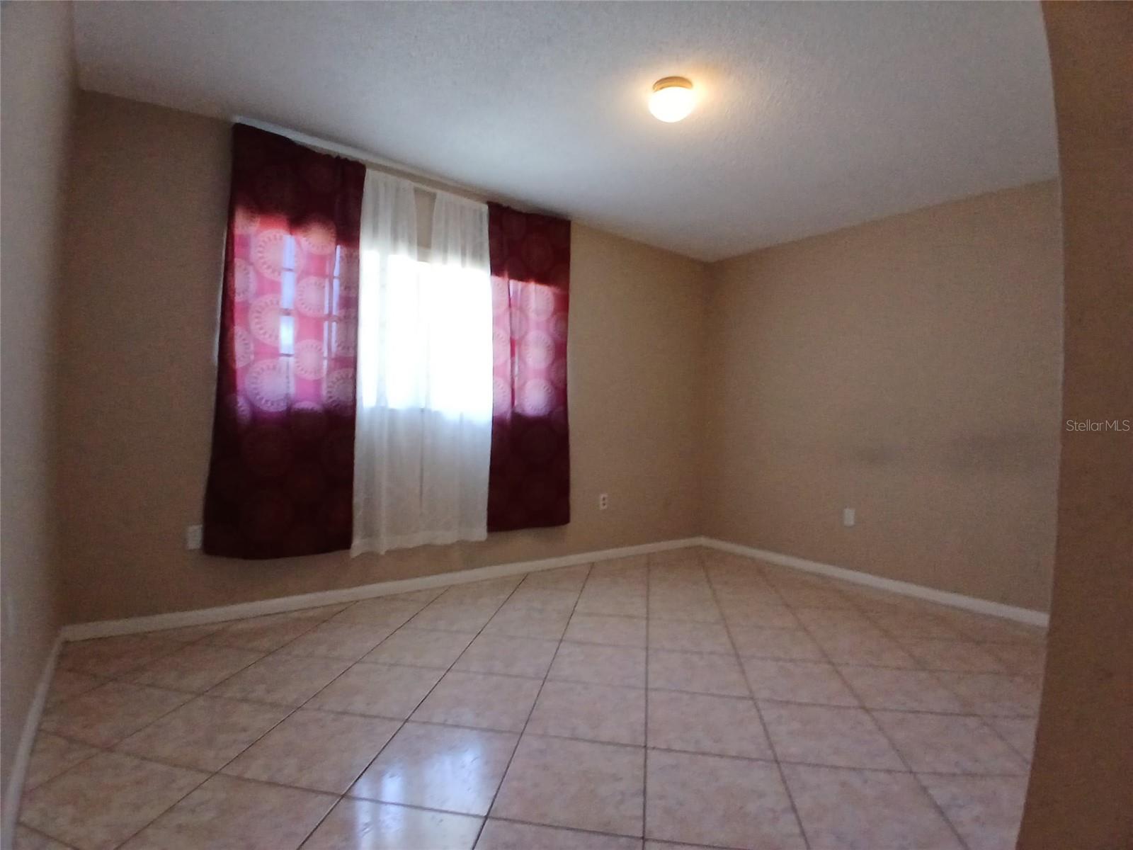 VERDES GARDENS - Residential Lease
