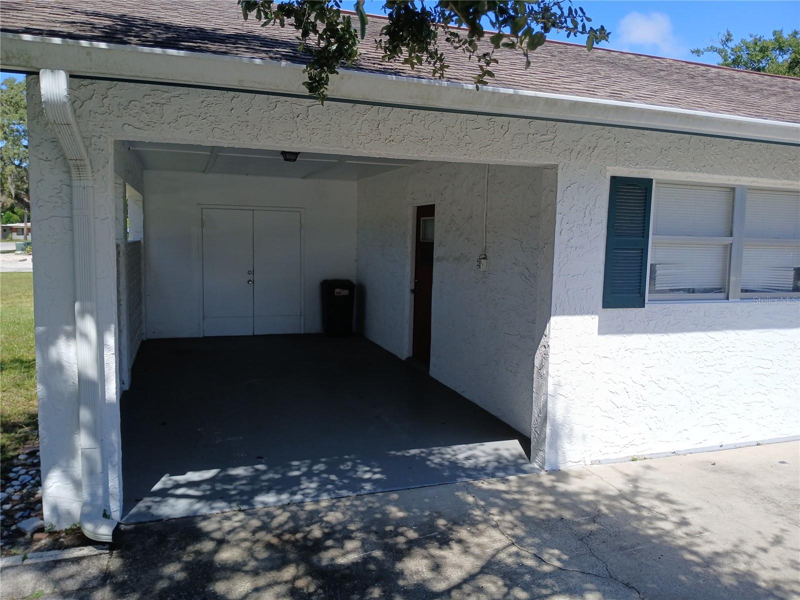 VERDES GARDENS - Residential Lease