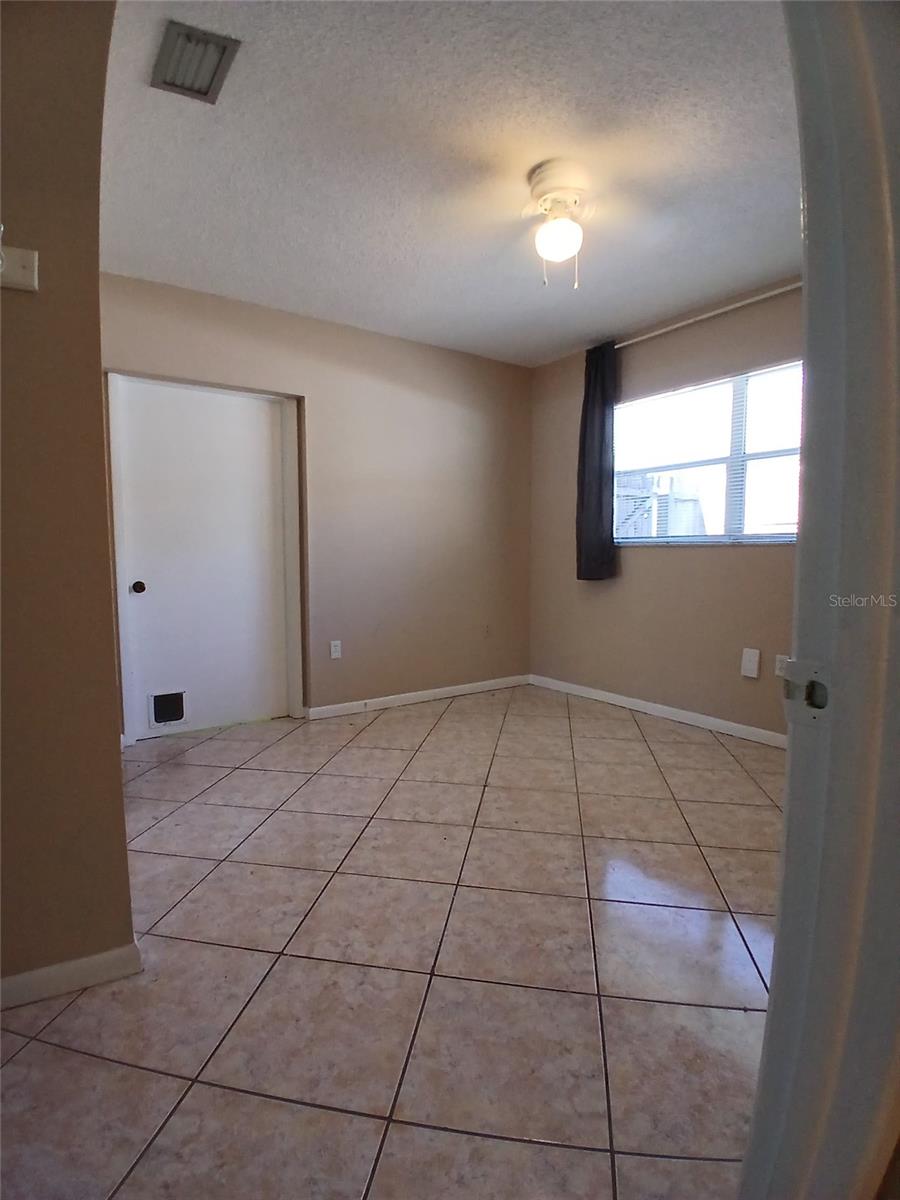 VERDES GARDENS - Residential Lease