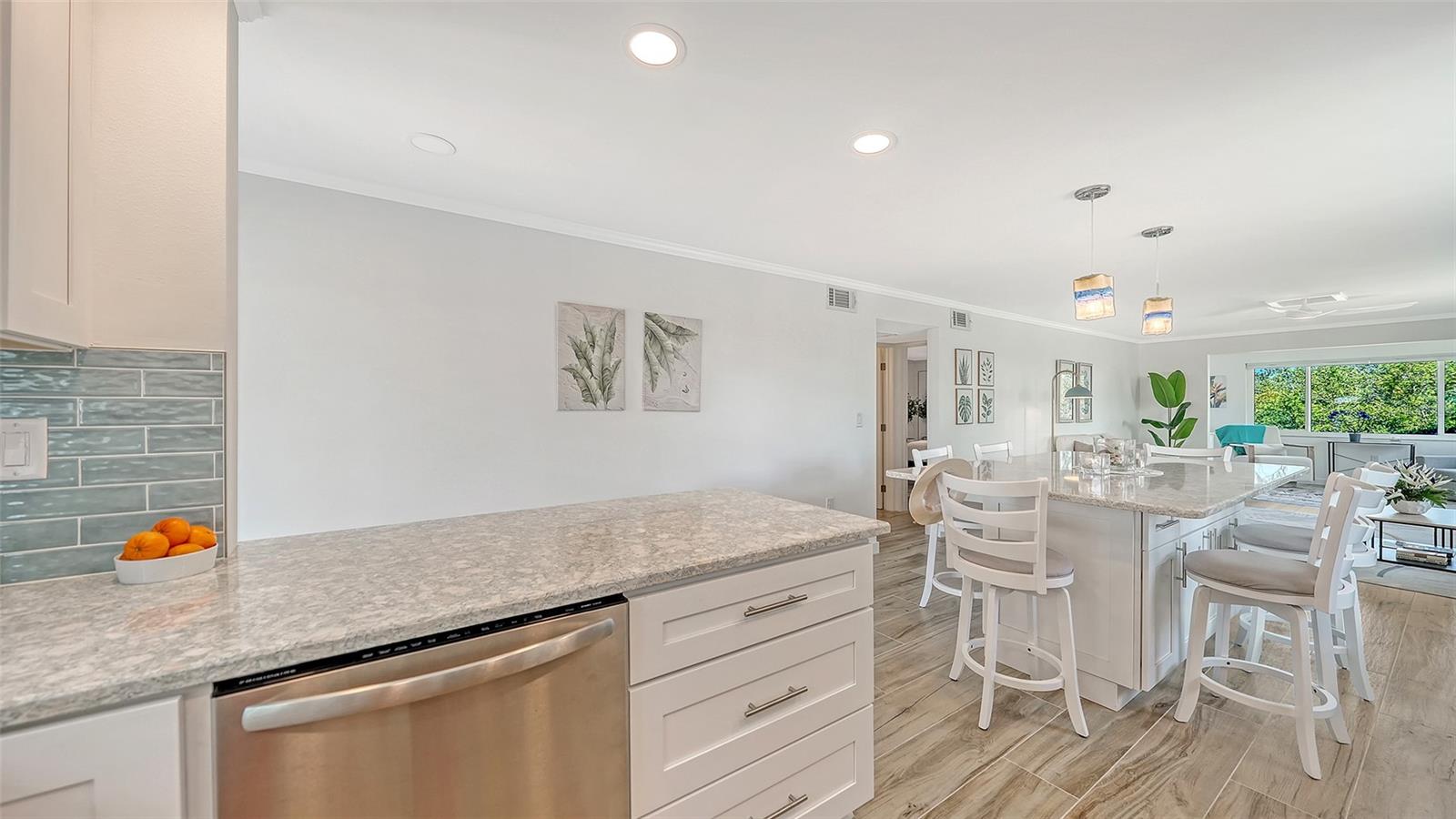 SPANISH MAIN YACHT CLUB CONDO - Residential