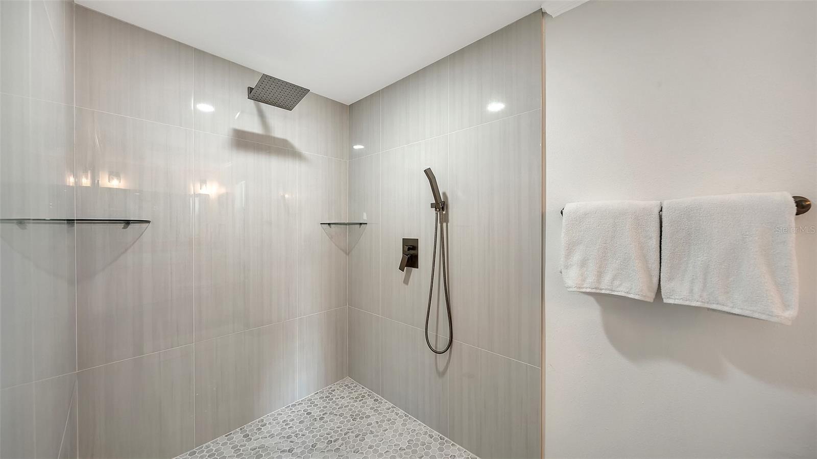 SPANISH MAIN YACHT CLUB CONDO - Residential