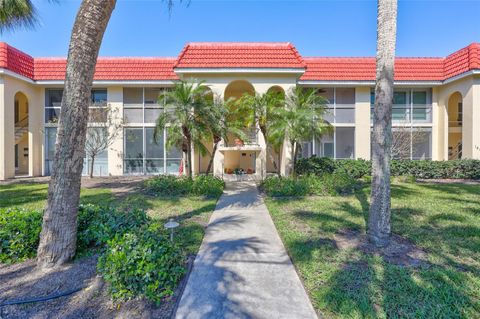 Photo of 137 Avenida Messina #3, Sarasota, FL 34242 (MLS # A4680216)