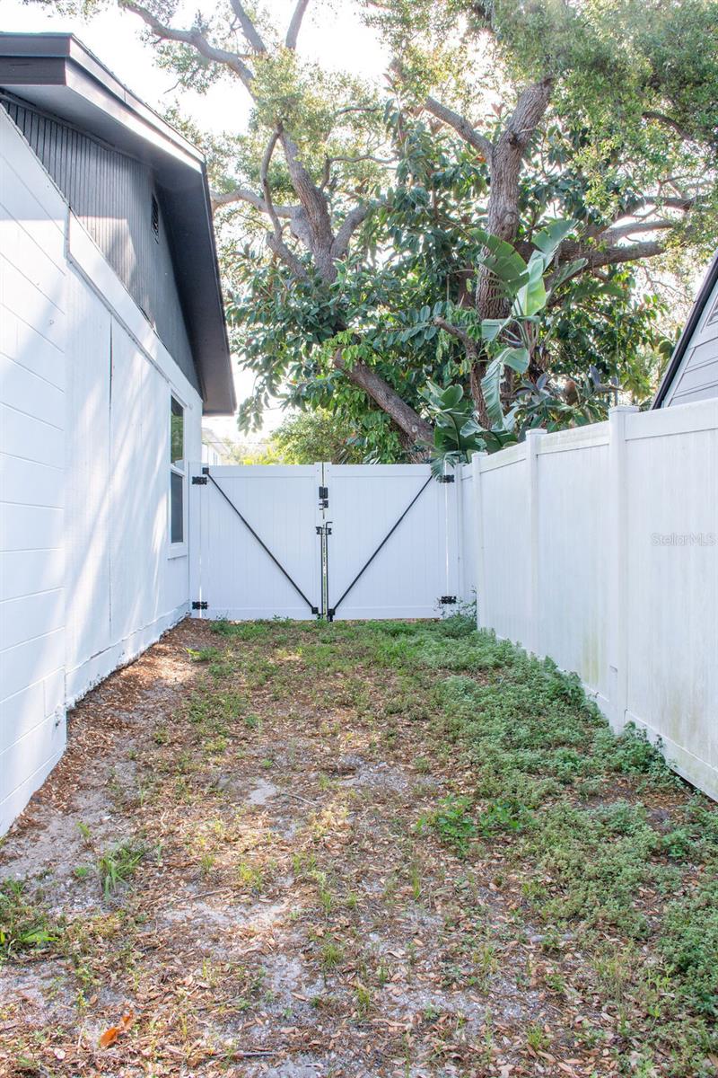 SPITLER PARK UNIT 1 - Residential Lease