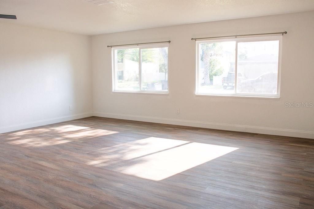 Photo of 6813 S Himes Avenue, Tampa, FL 33611 (MLS # TB8491477)