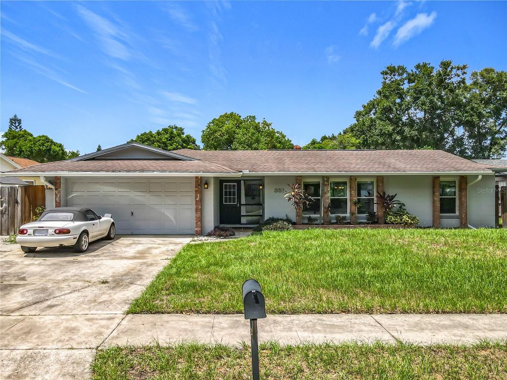 Photo of 351 Lilac Road, Casselberry, FL 32707 (MLS # O6334056)