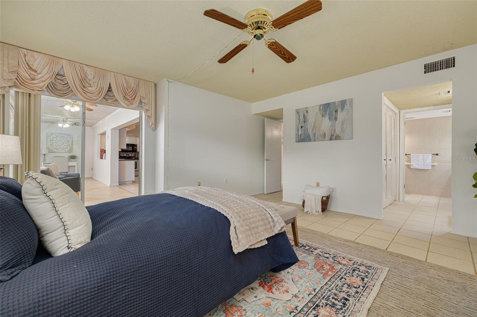 RAINTREE VILLAGE CONDO - Residential