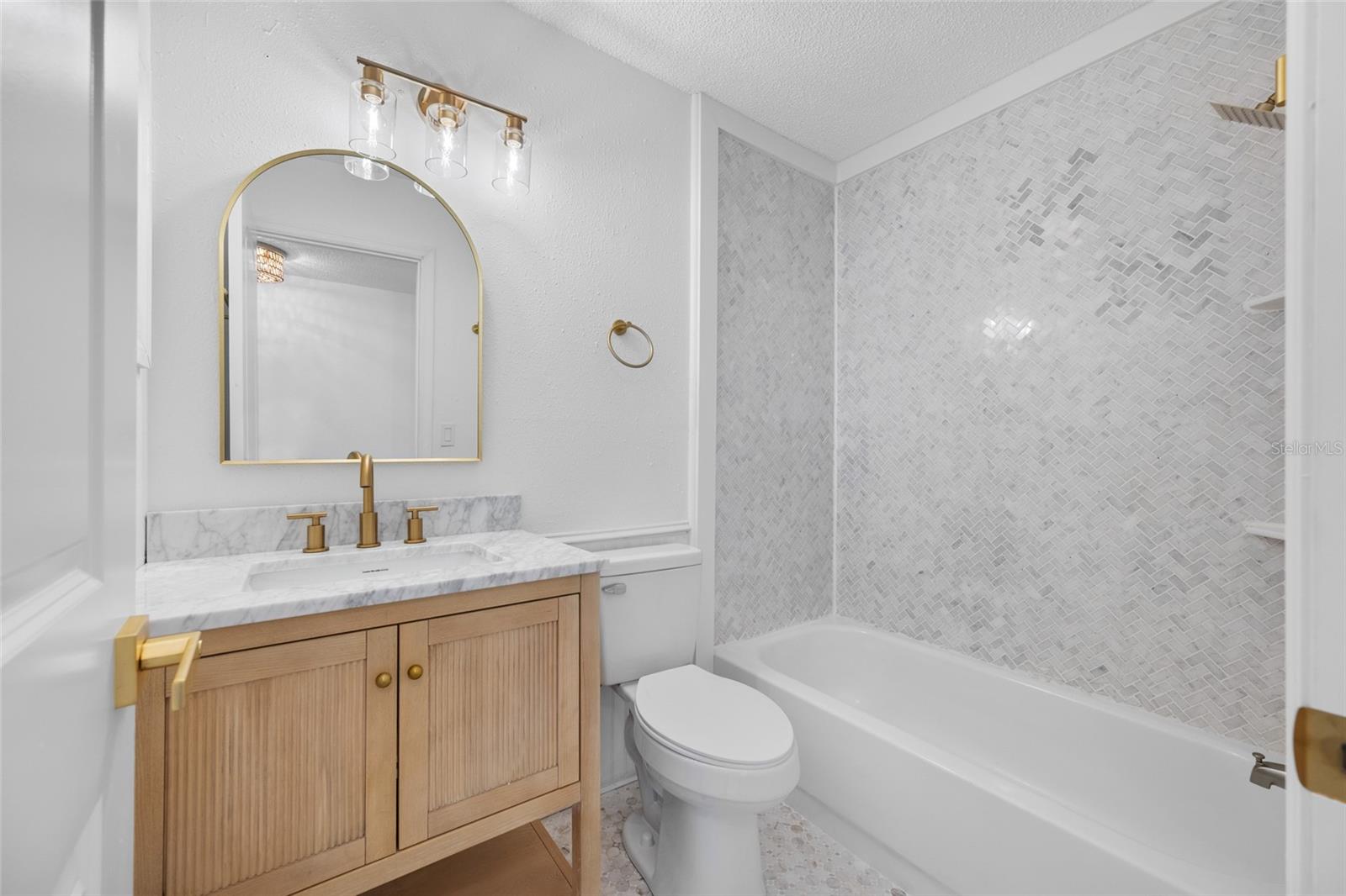 PIPERS GLEN - Residential