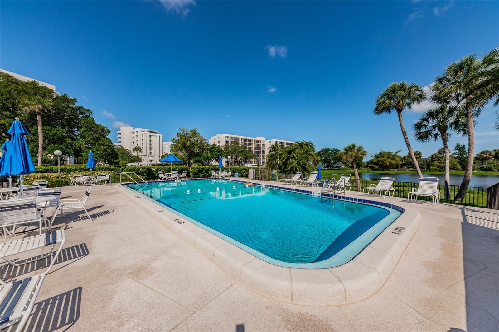 220 BELLEVIEW BOULEVARD 305