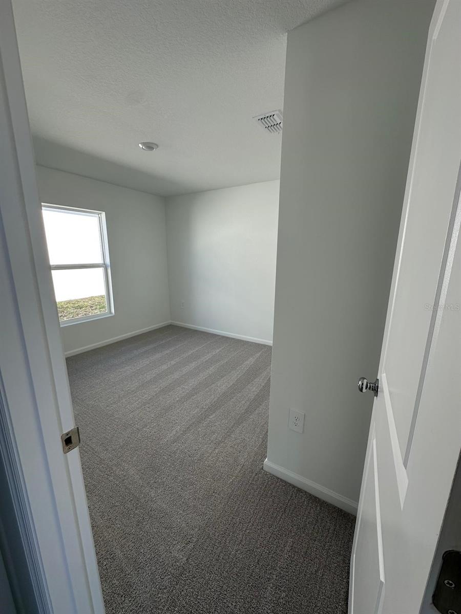 HUNT CLUB GROVES 50S - Residential Lease