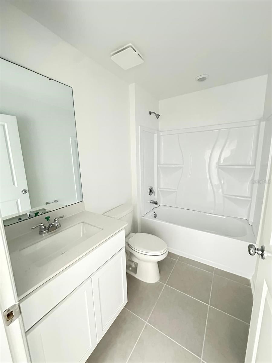 HUNT CLUB GROVES 50S - Residential Lease