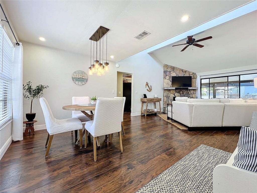 Photo of 6682 Mauna Loa Boulevard, Sarasota, FL 34241 (MLS # TB8395134)