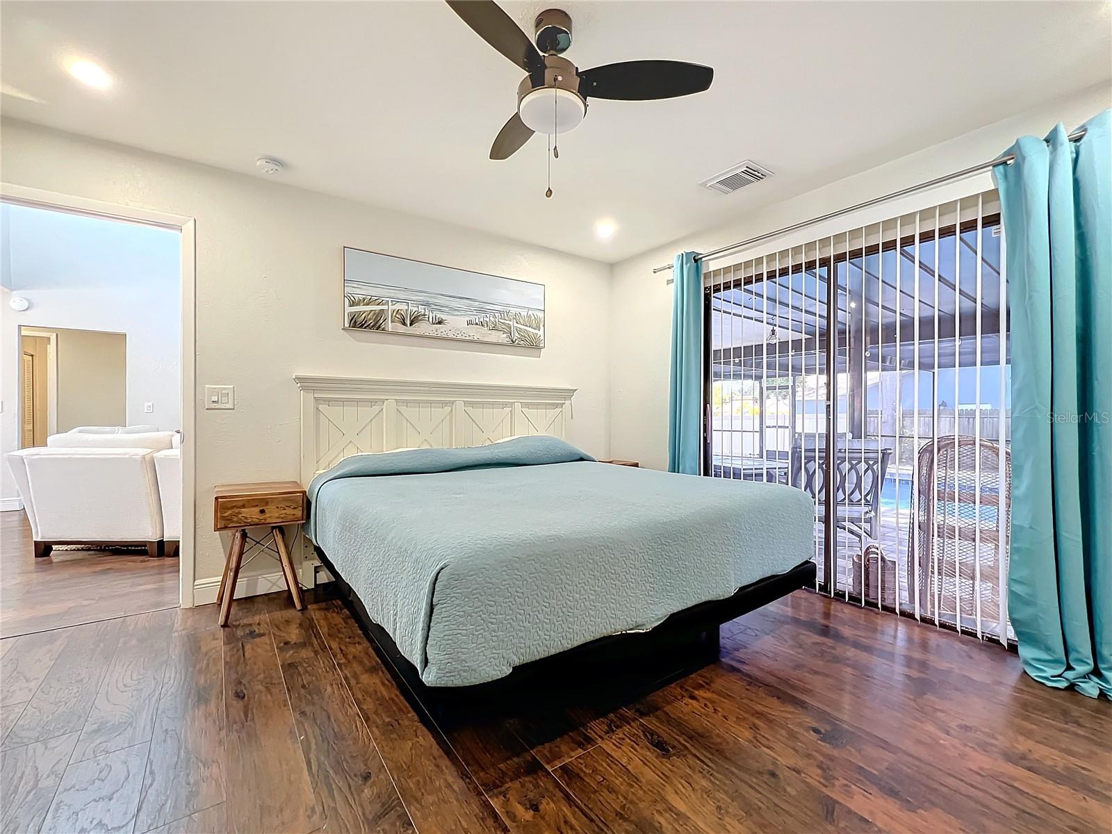 LAKE SARASOTA - Residential