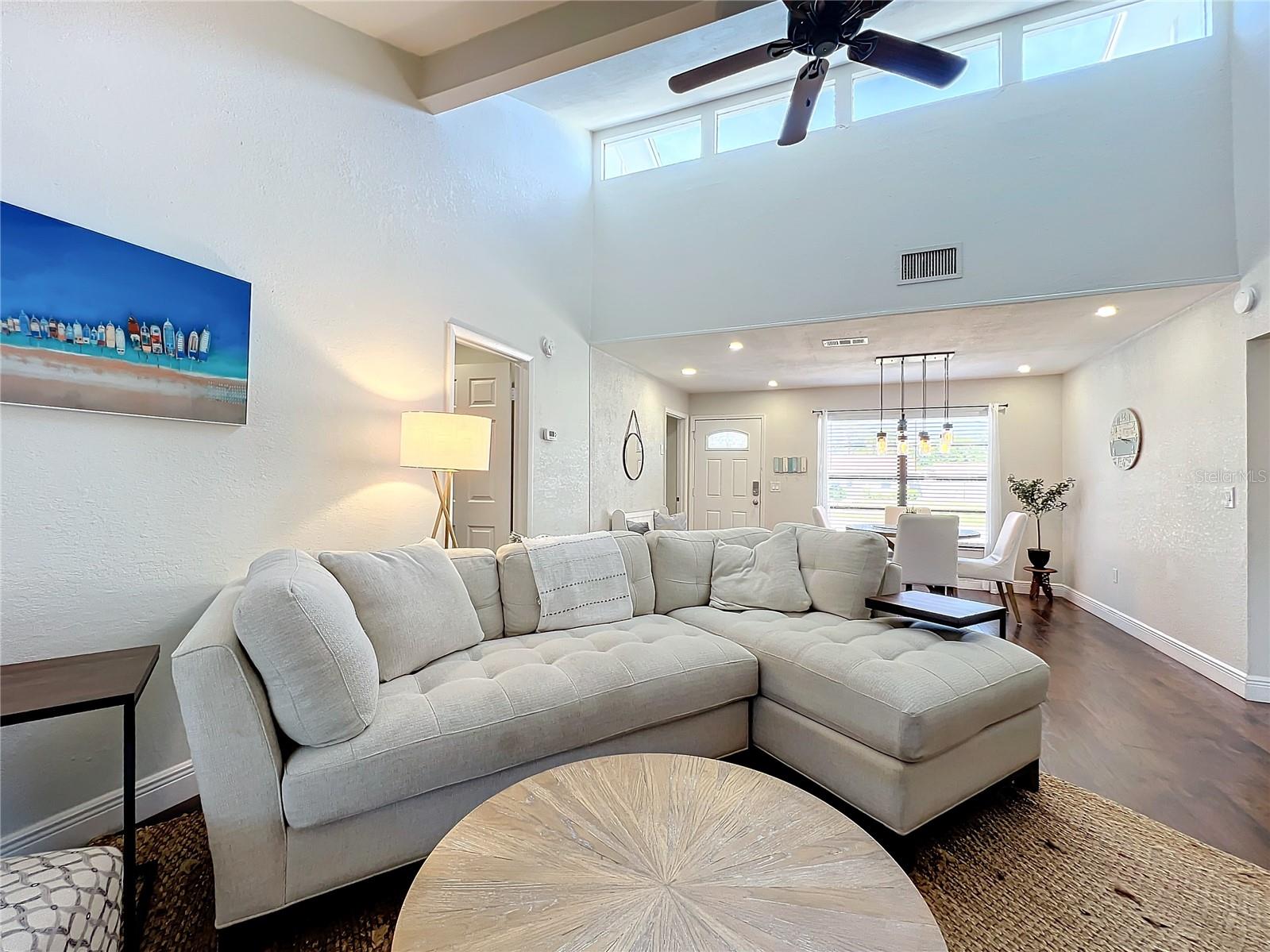 LAKE SARASOTA - Residential