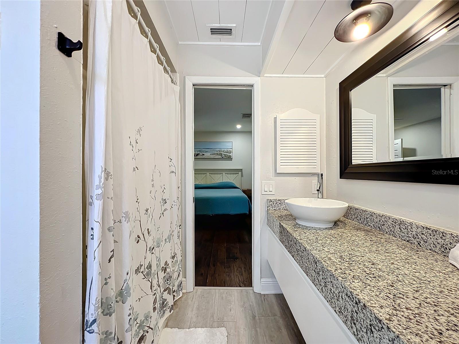 LAKE SARASOTA - Residential