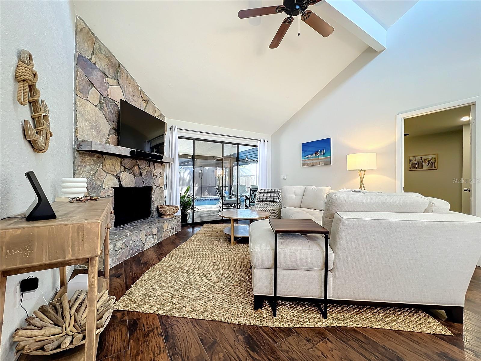 LAKE SARASOTA - Residential