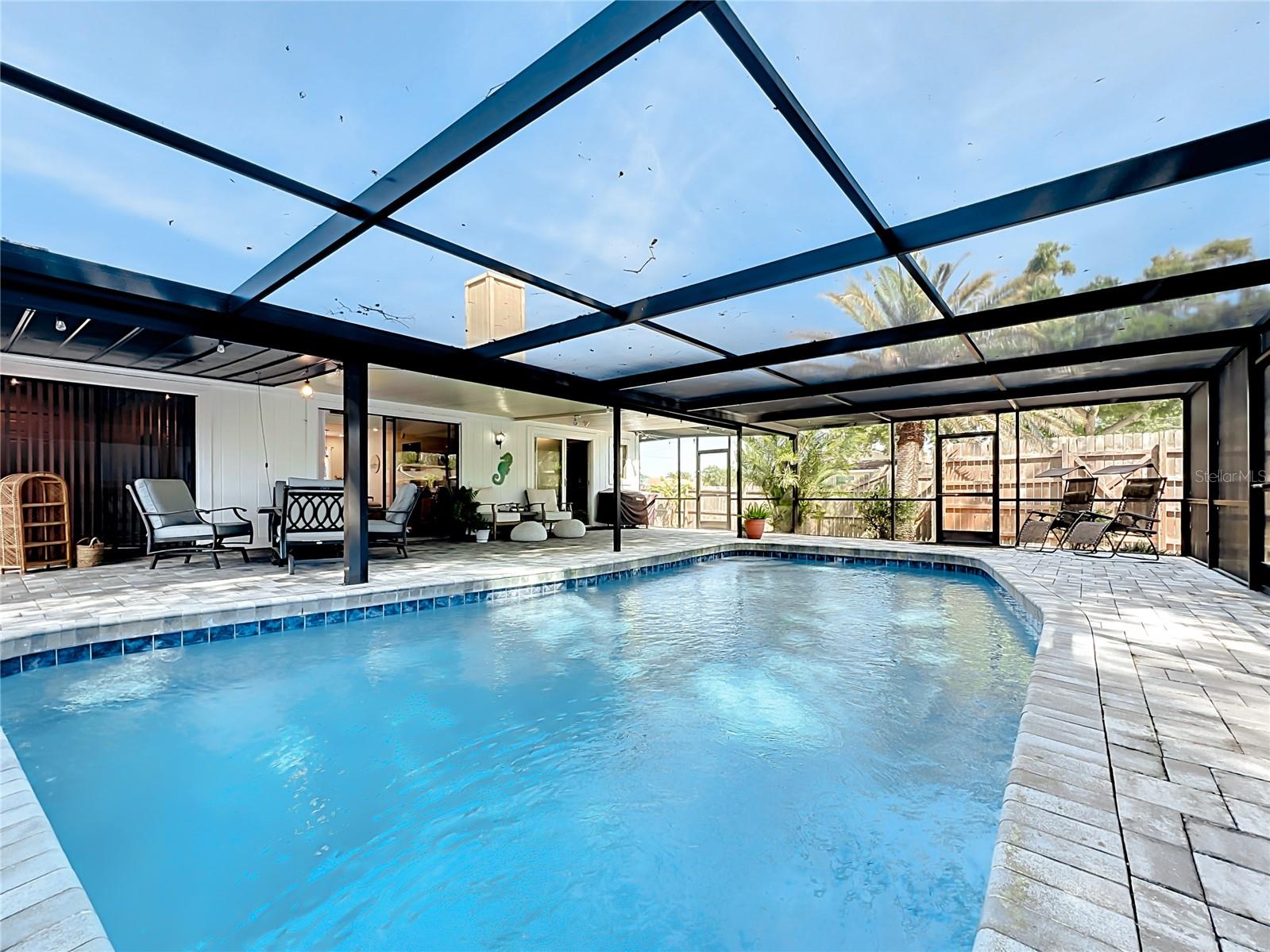 LAKE SARASOTA - Residential