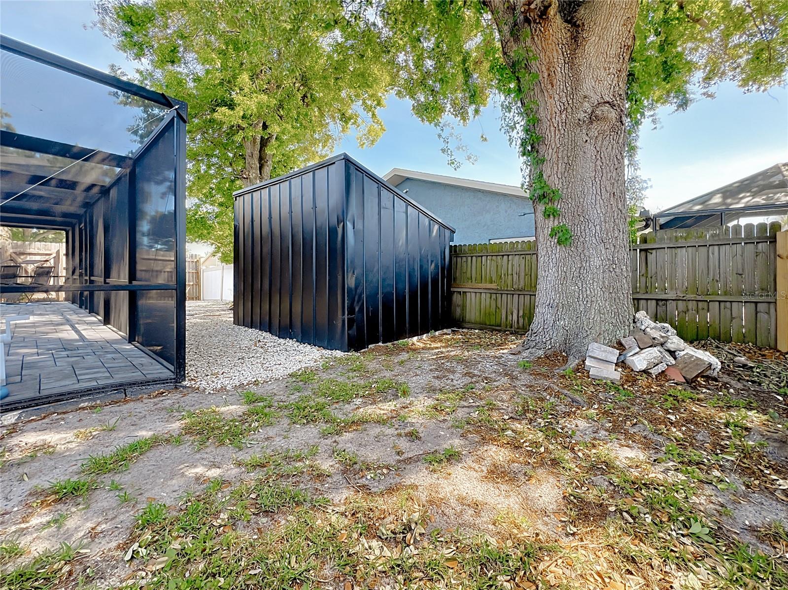 LAKE SARASOTA - Residential