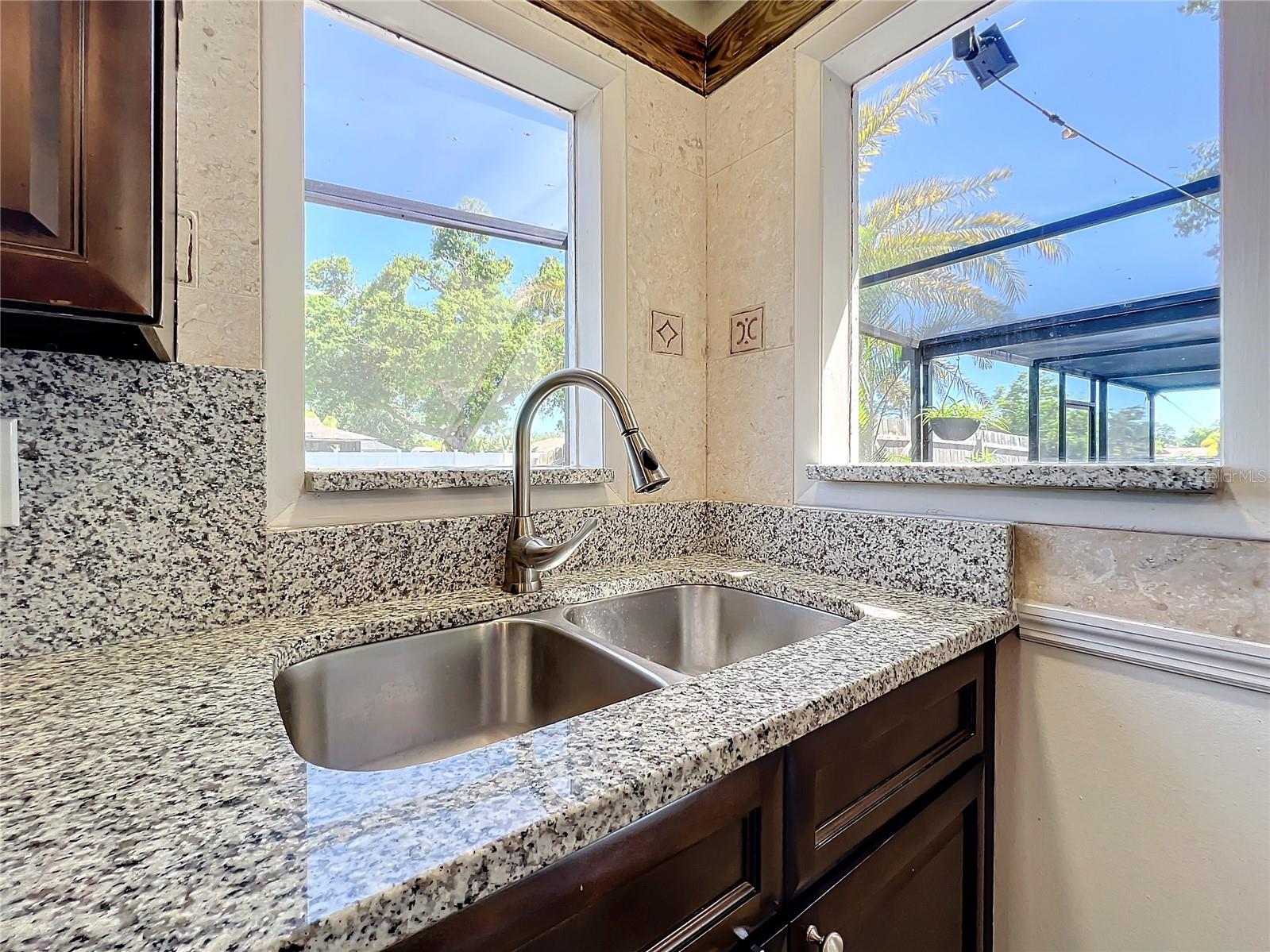 LAKE SARASOTA - Residential