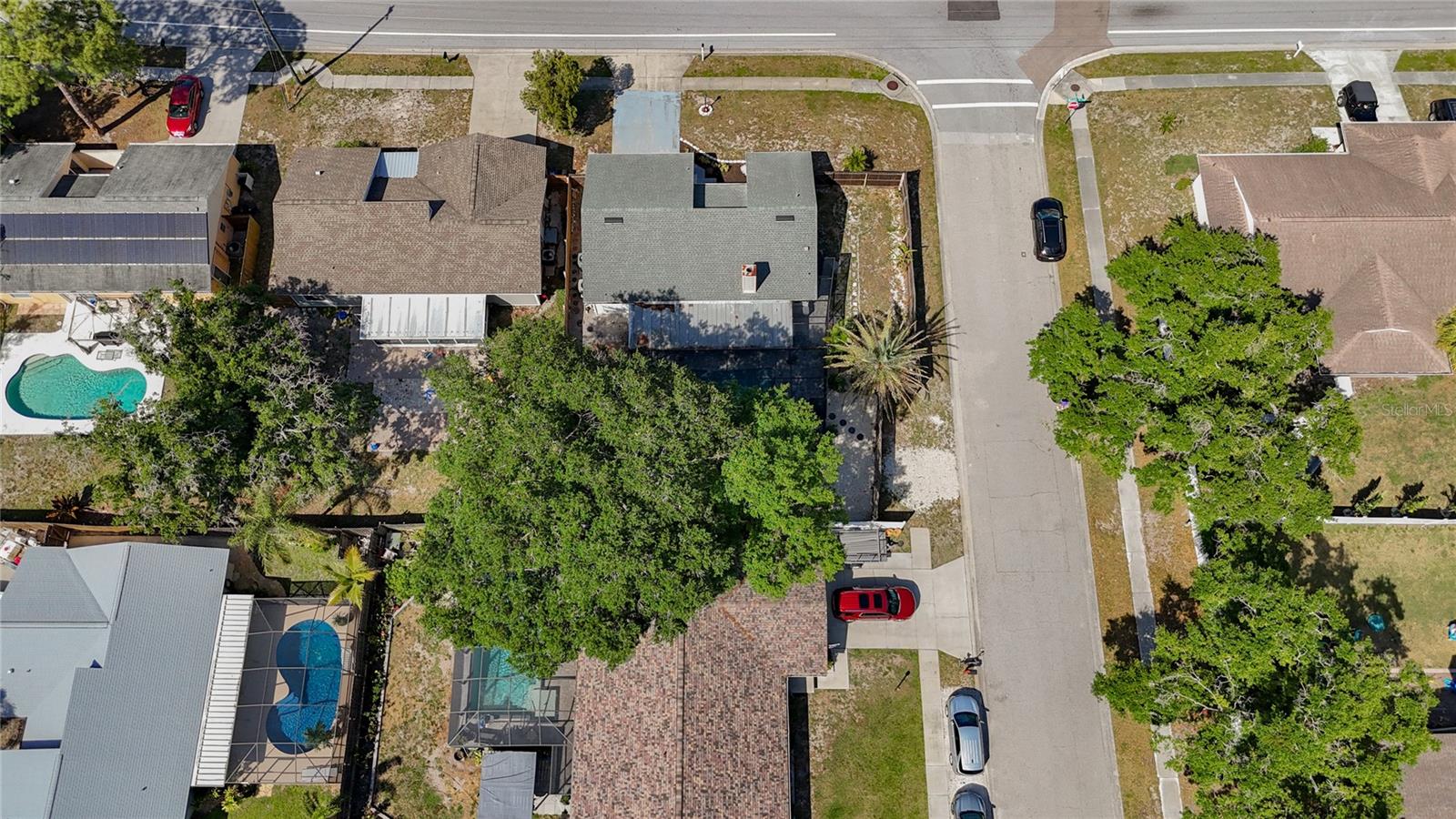 LAKE SARASOTA - Residential