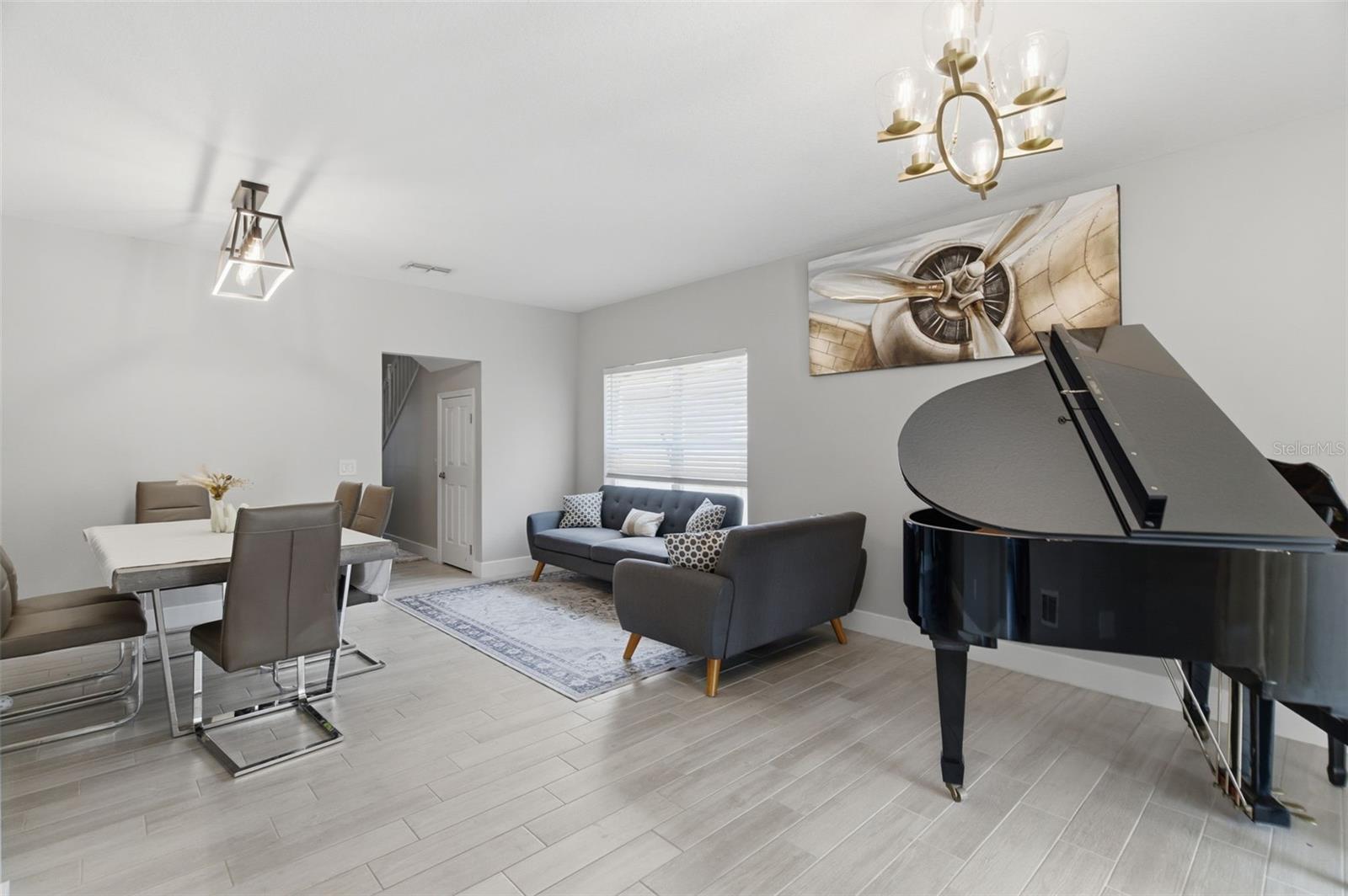 THOUSAND OAKS MULTI-FAM 01-4 - Residential