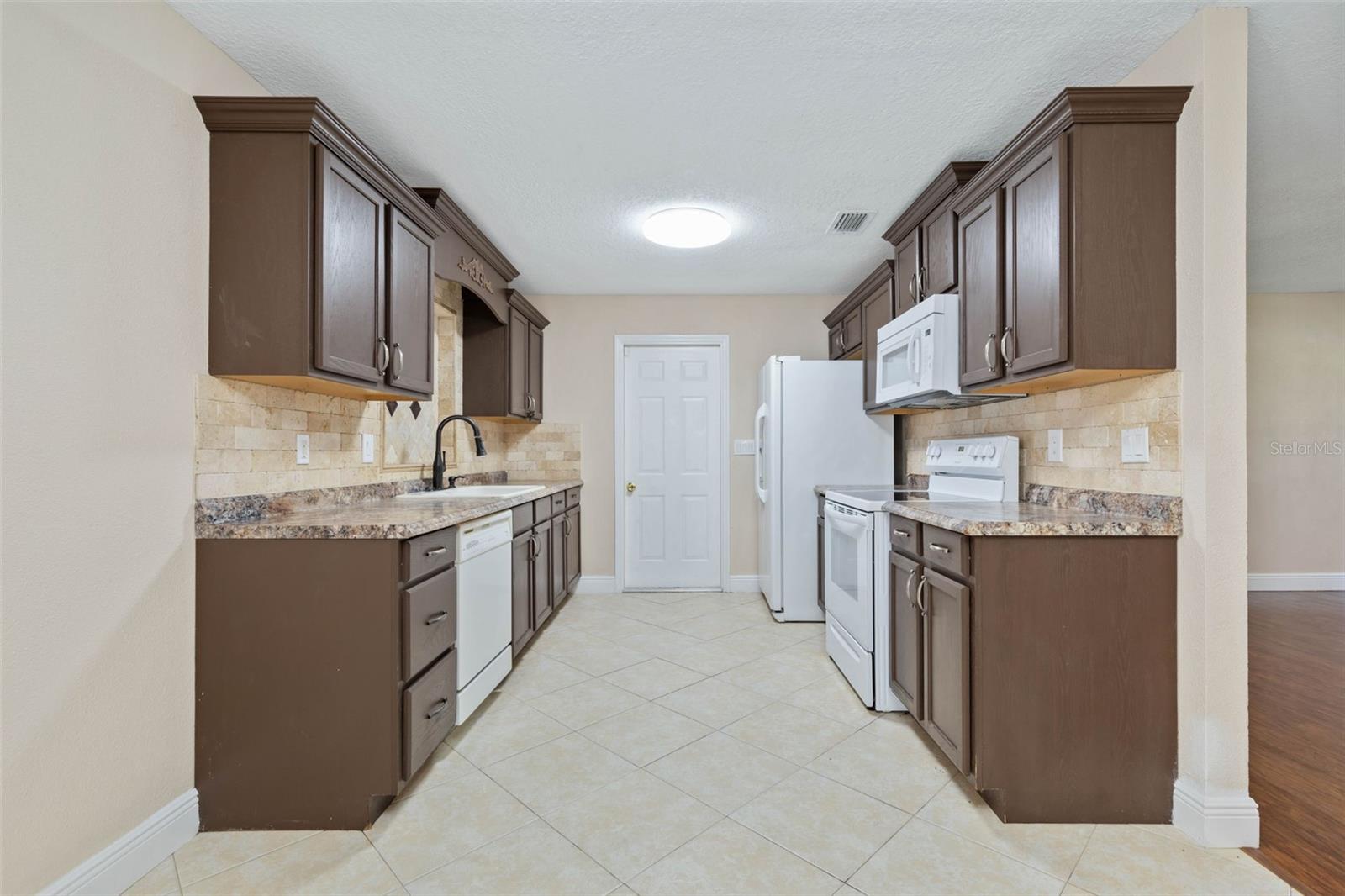 INDIAN TRAILS - Residential Lease