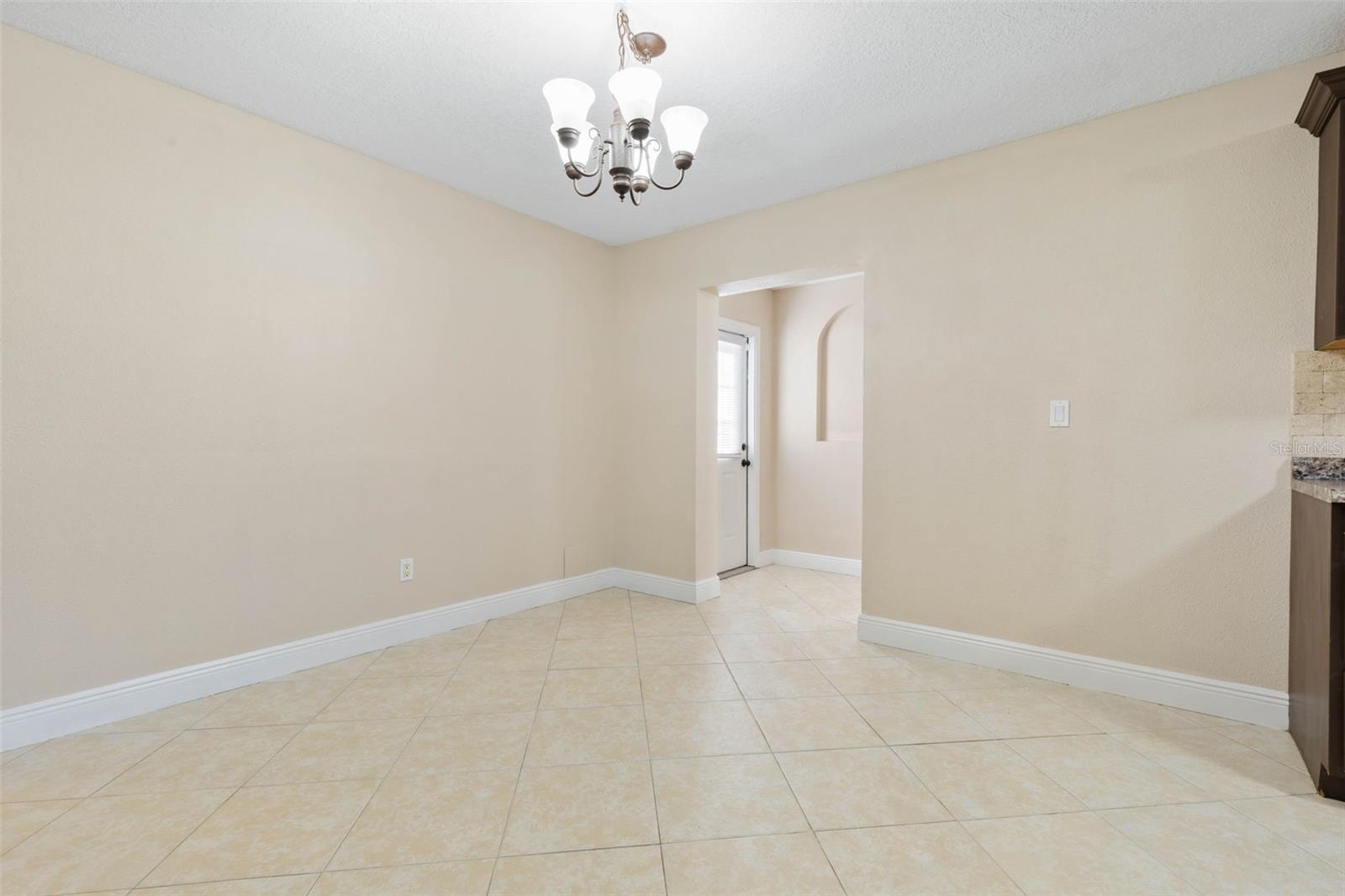 INDIAN TRAILS - Residential Lease