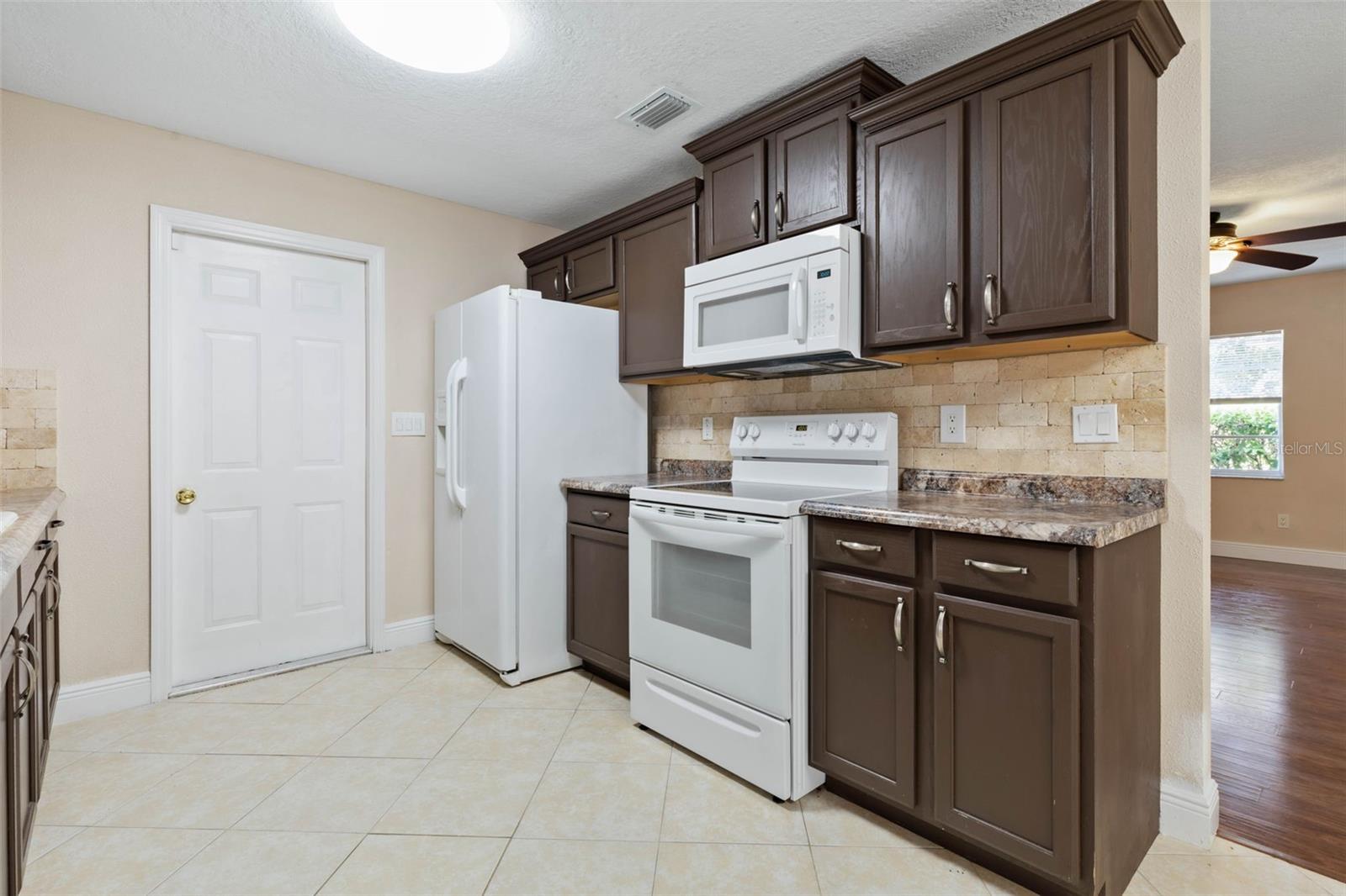 INDIAN TRAILS - Residential Lease