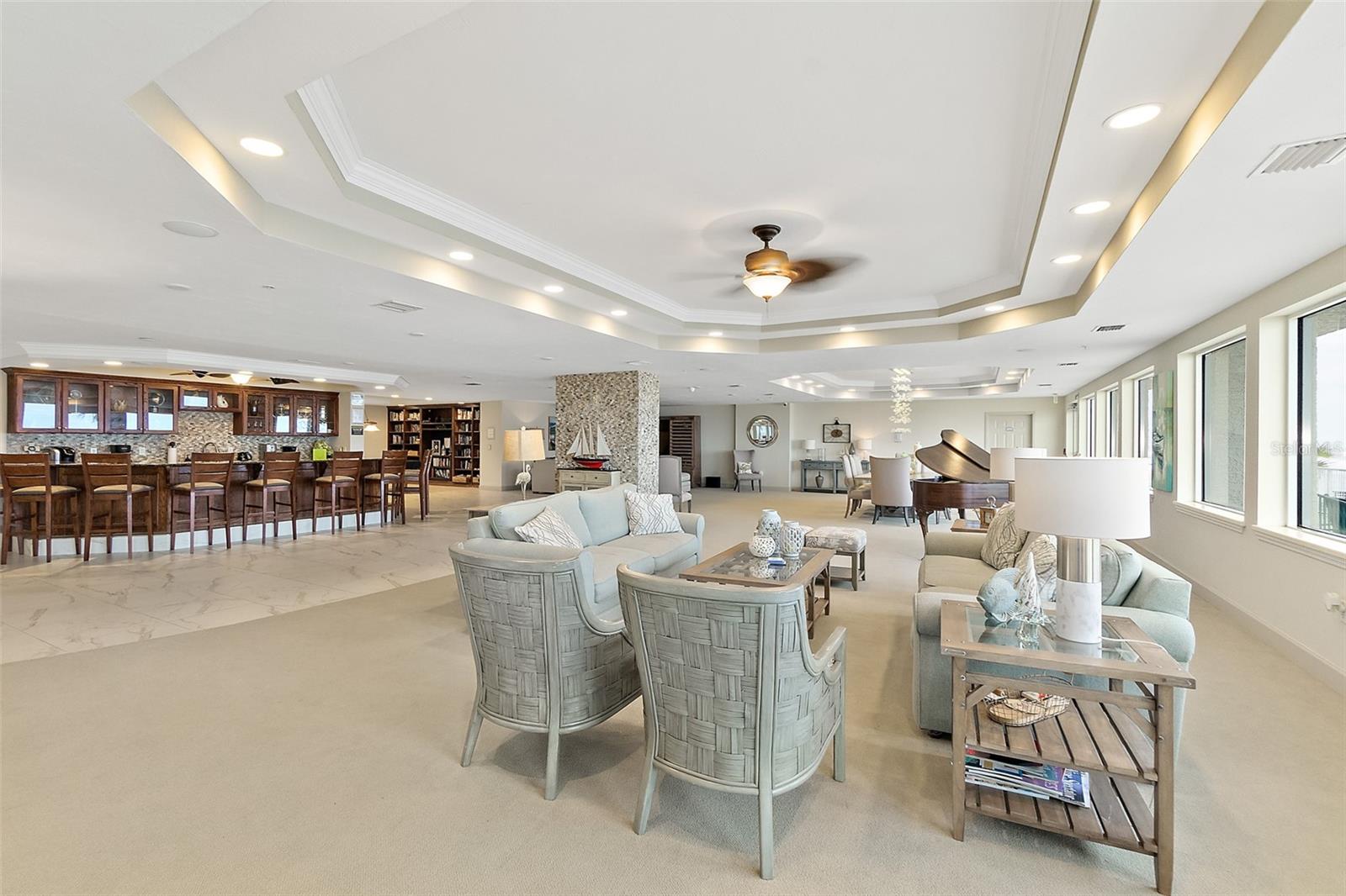 TOWERS GRANDE CONDO - Residential