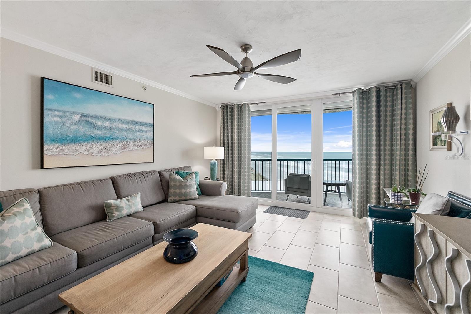 TOWERS GRANDE CONDO - Residential