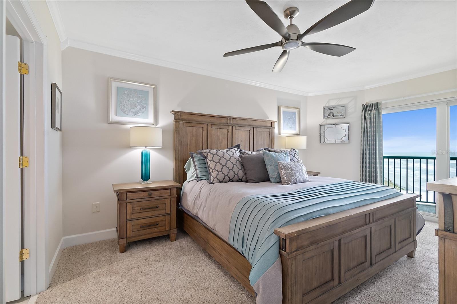 TOWERS GRANDE CONDO - Residential