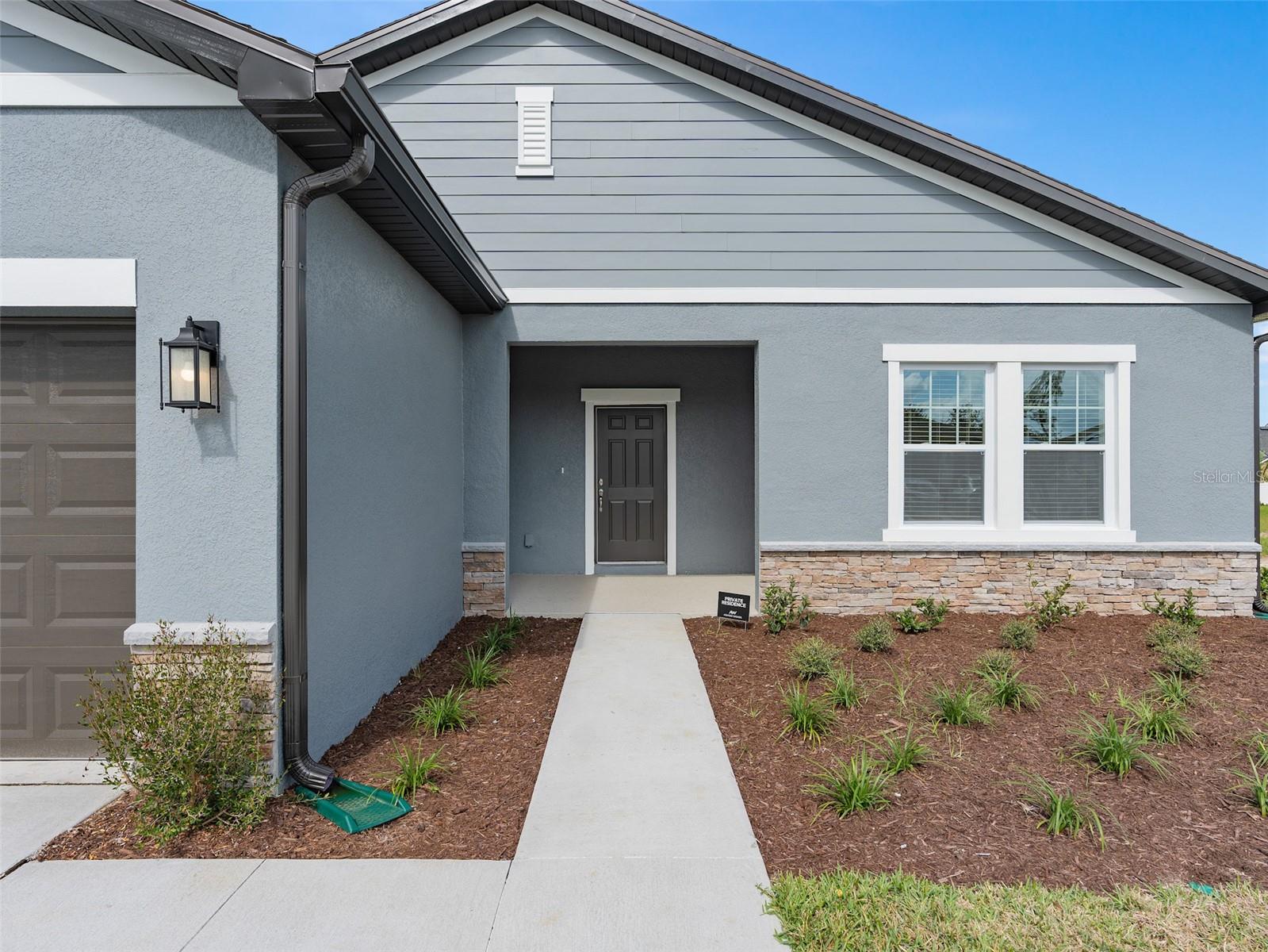 HAMPTON OAKS - Residential