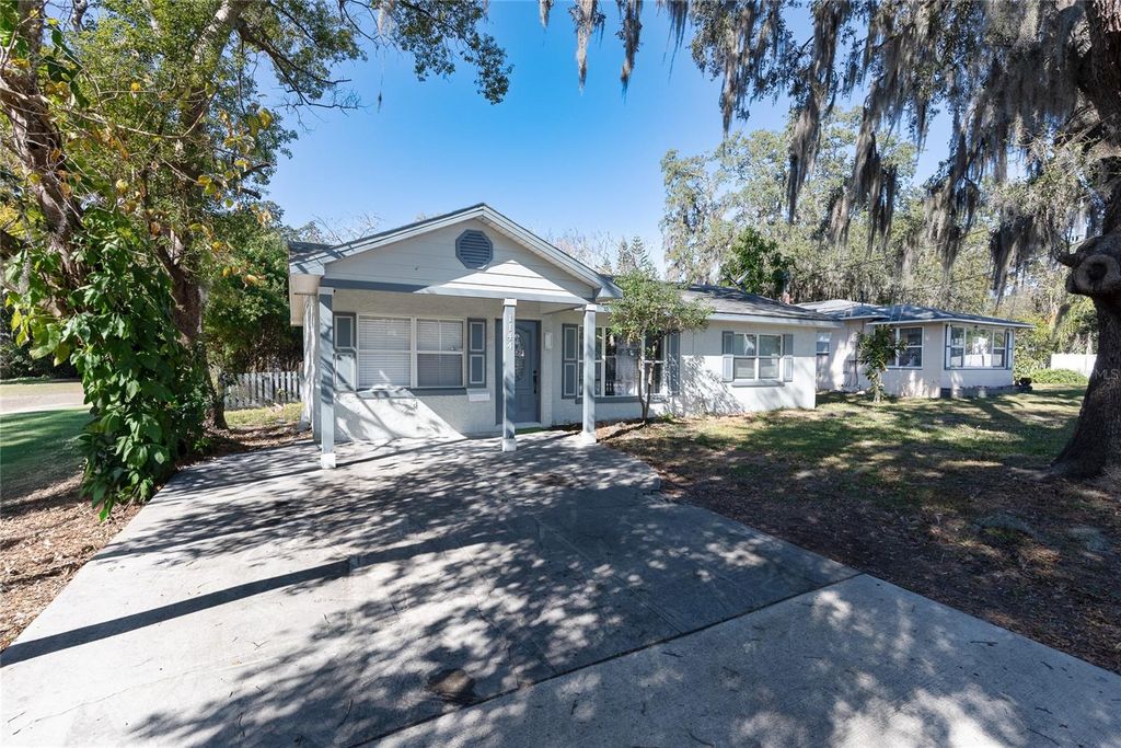 Photo of 1144 Hardy Avenue, Orlando, FL 32803 (MLS # O6377788)