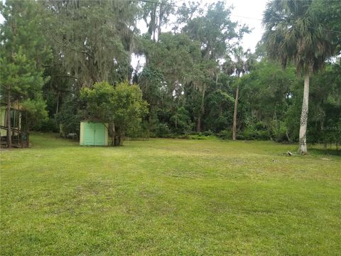 A home in CRYSTAL RIVER