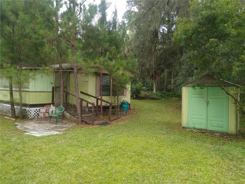 A home in CRYSTAL RIVER