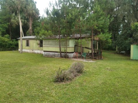 A home in CRYSTAL RIVER