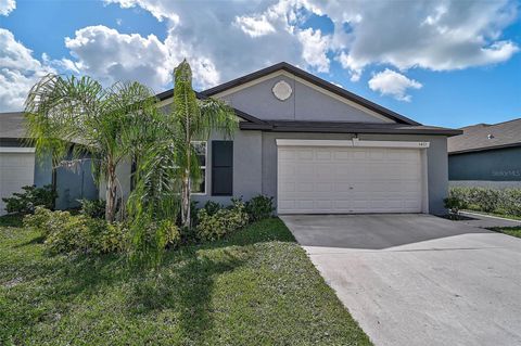 Photo of 5472 Blue Azure Drive, Wimauma, FL 33598 (MLS # N6140094)