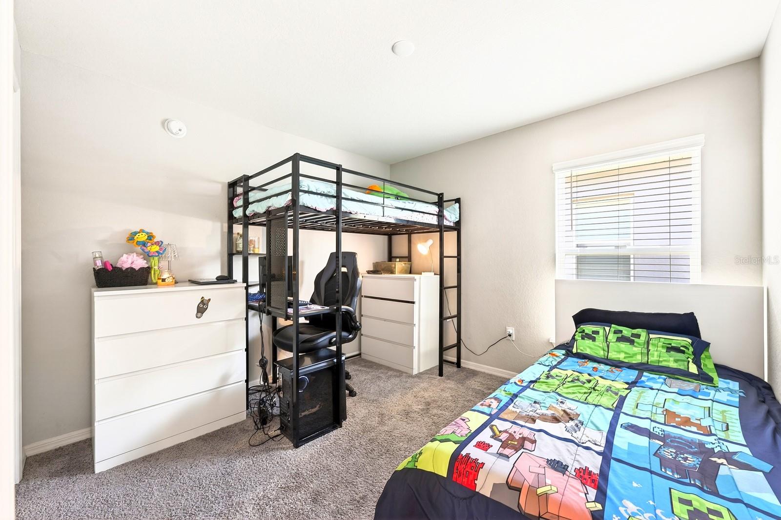 ANISTON - Residential