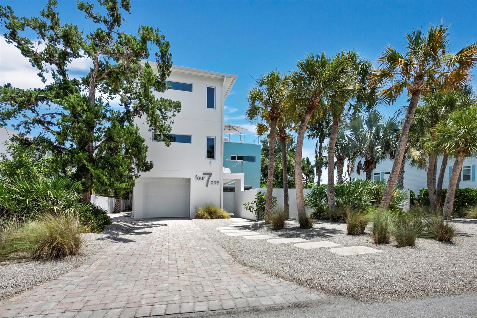 471 ISLAND CIRCLE
